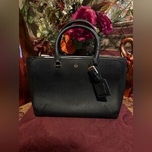 Tory Burch Robinson Black Shoulder Bag